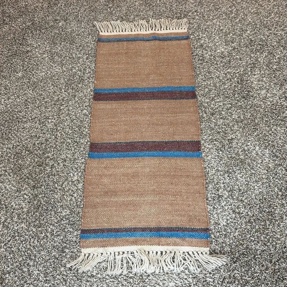 VNT Wool Southwestern Table Runner /Rug / Wall Hanging Decor Tassels 42x15